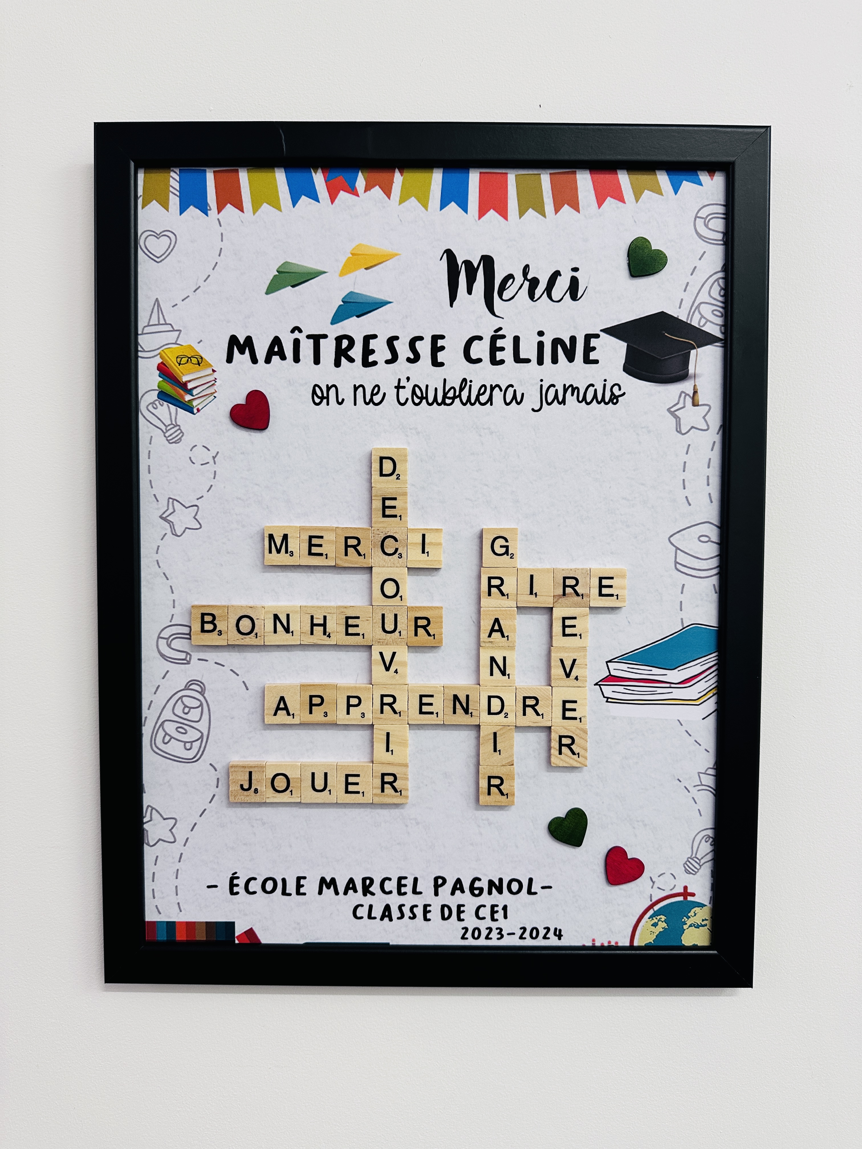 Cadre Scrabble - Merci MAITRESSE (cadeau de la classe)